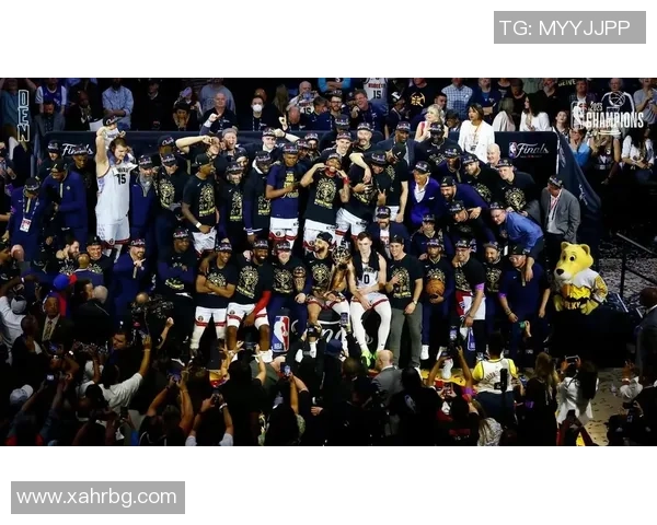 独行侠队大胜掘金队,两位新秀表现抢眼 独行侠队大胜掘金队,两位新秀表现抢眼