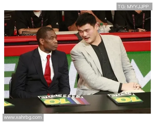 穆托姆博与姚明的篮球传奇对决与友谊在上海的精彩瞬间回顾 穆托姆博与姚明的篮球传奇对决与友谊在上海的精彩瞬间回顾